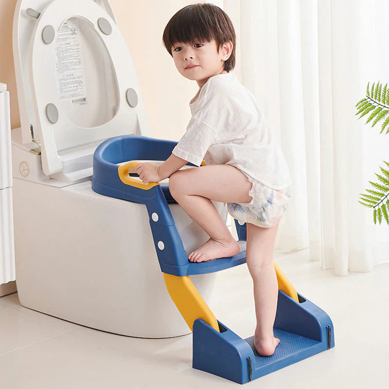 Opvouwbare kinderstoel voor een gemakkelijke toiletbezoek