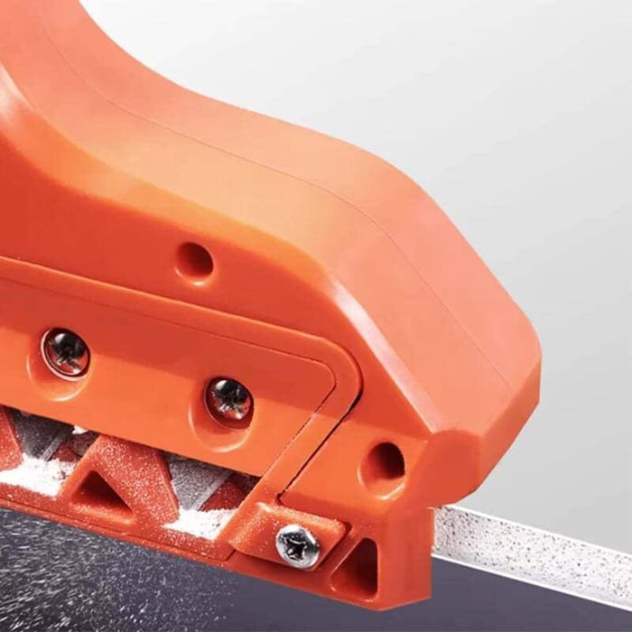 Planegrip cutting tool for plasterboard